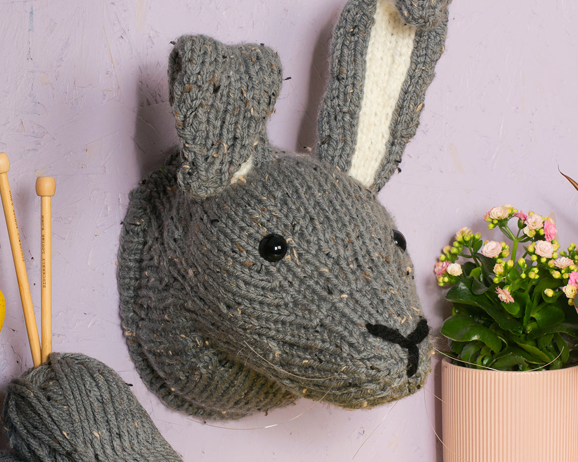 Giant Hare Head Knitting Kit