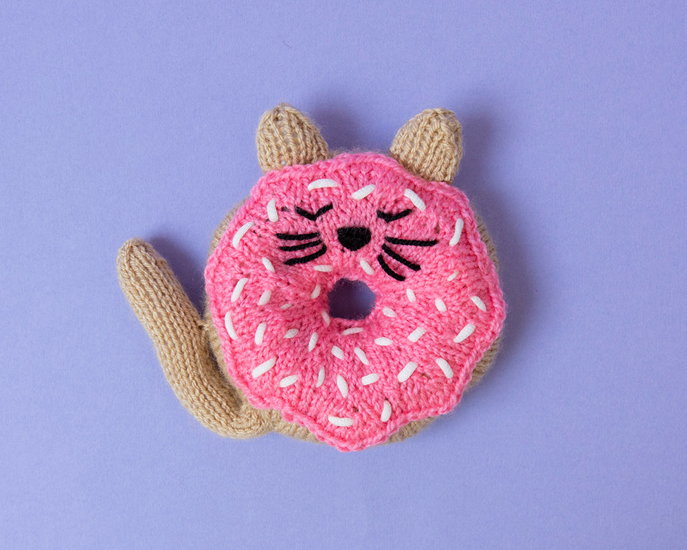 Doughnut Kitten Knitting Kit