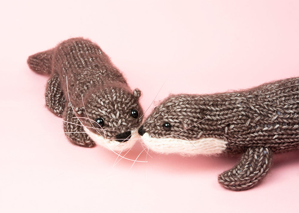 Pair of Otters Knitting Kit
