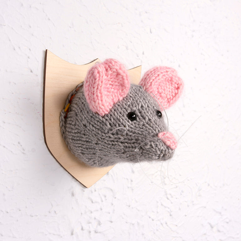 Mini Mouse Head Knitting Kit