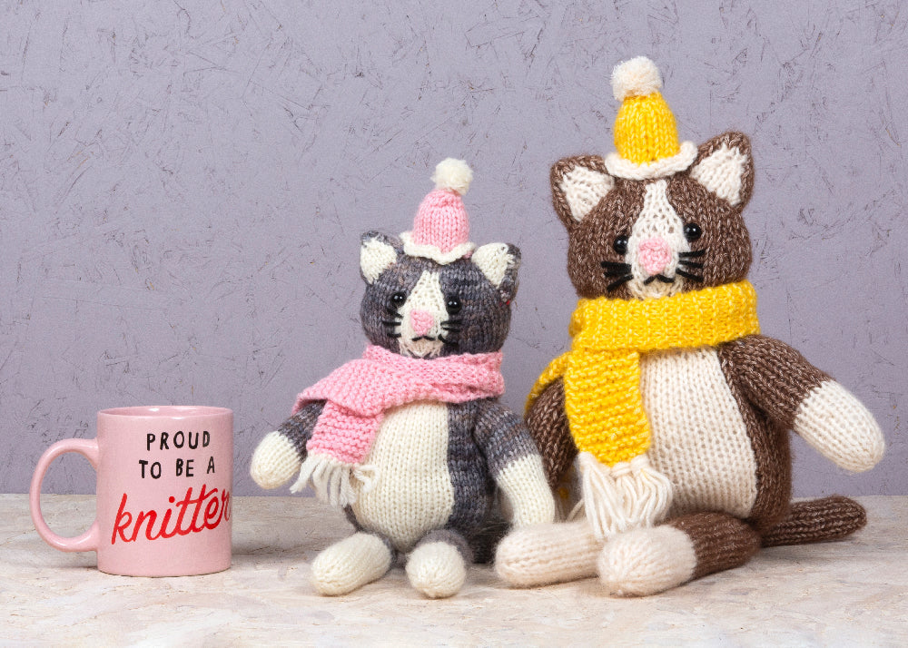 Nutmeg the Brown Cat - Knitting Kit