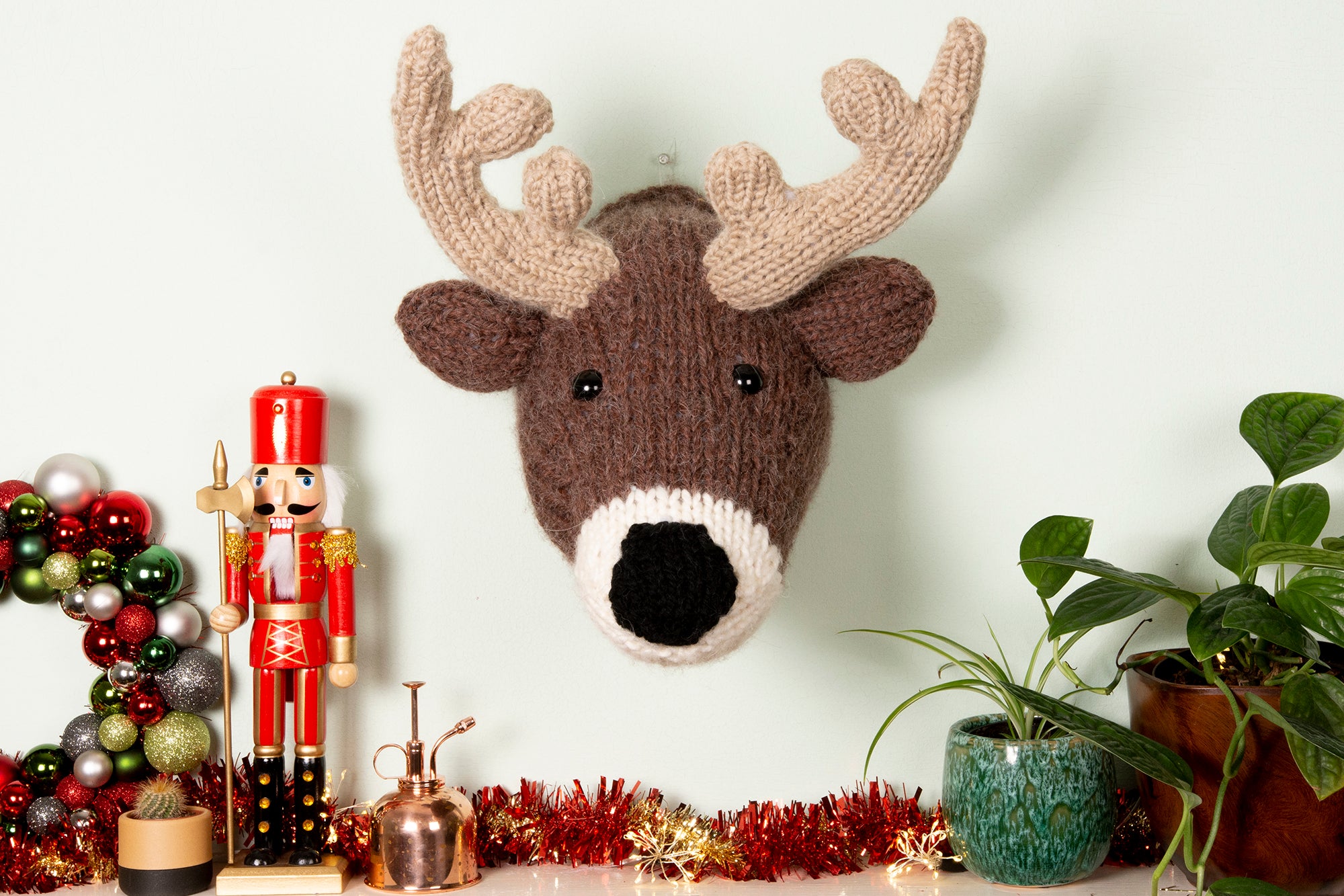 Giant Deer Head Knitting Kit (5889288241309)