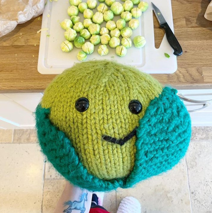 Giant sprout knitting kit