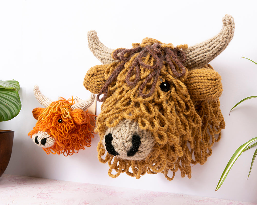 Giant Highland Cow Head Knitting Kit