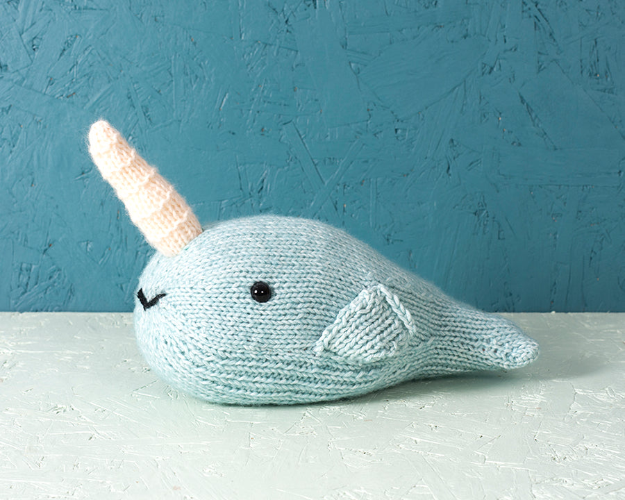 Zoe the Narwhal Knitting Kit - Medium