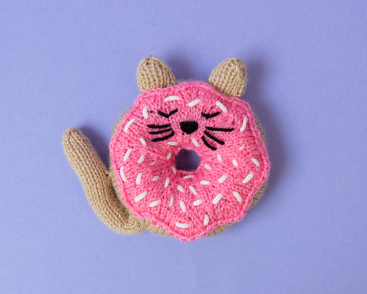 Doughnut Kitten Knitting Kit