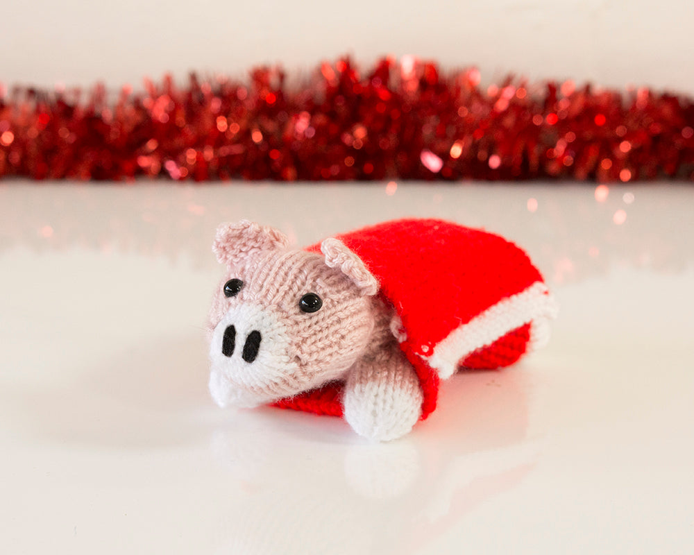 Mini Pig in Blanket Knitting Kit