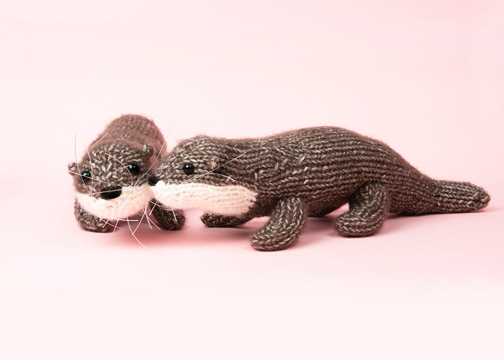 Pair of Otters Knitting Kit