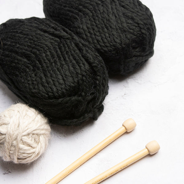 Giant Sheep Head Knitting Kit